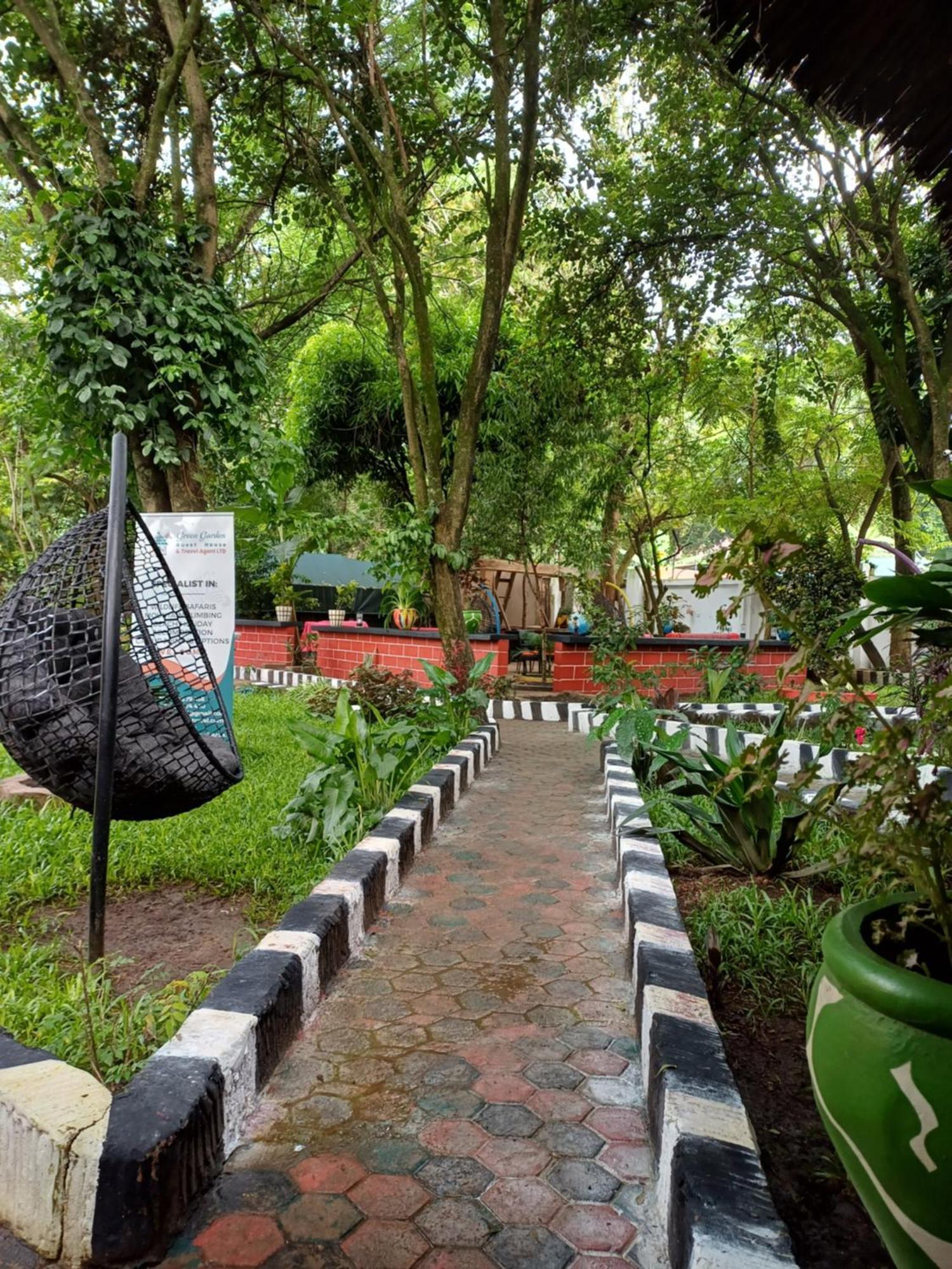 Green Garden Guest House アルーシャ エクステリア 写真